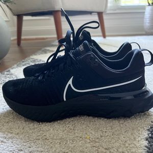 Nike React Infinity Run Flyknit 2 - black - 7.5 men 9 women